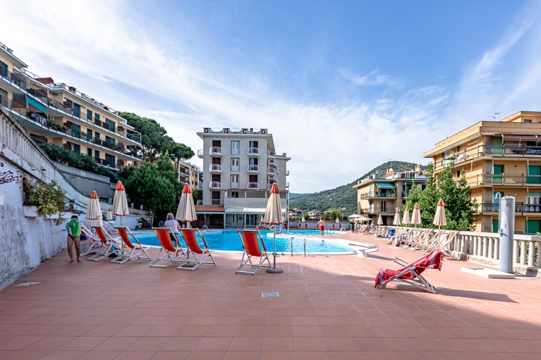 La Dimora Della Lullu, Luxury Apartment Pietra Ligure Exterior foto