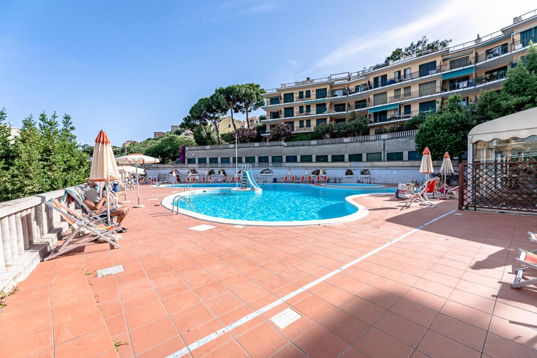 La Dimora Della Lullu, Luxury Apartment Pietra Ligure Exterior foto