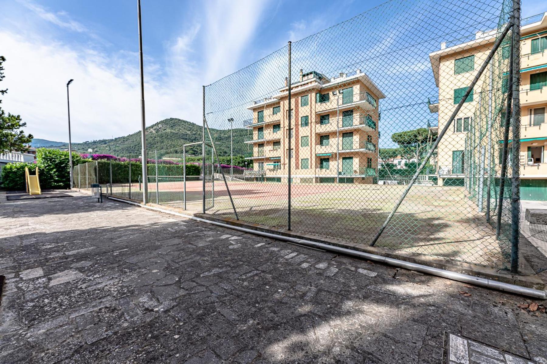 La Dimora Della Lullu, Luxury Apartment Pietra Ligure Exterior foto